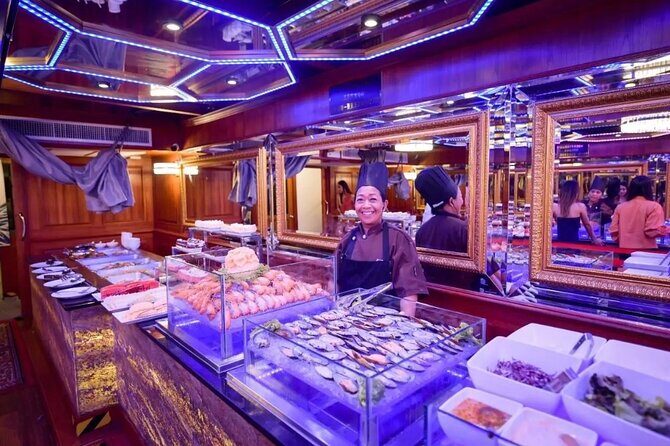 All Star Dinner Cruise with Cabaret Show in Pattaya - Group size and crowd feel: small enough to breathe