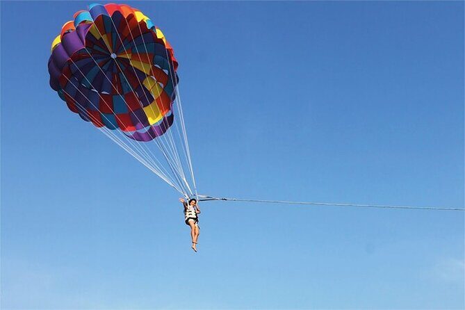 Coral Island speed boa-Parasailing and others activities choice - Tawaen Beach on Koh Larn: where your day actually happens