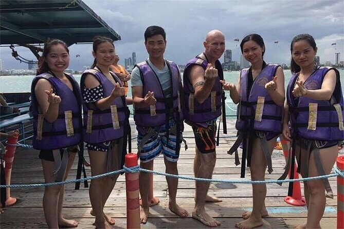 Coral Island speed boa-Parasailing and others activities choice - Parasailing and jet rides: what’s included, and what to check