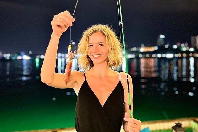 Exclusive Squid Fishing on Chic Floating Café from Pattaya - Who Should Book This Night Squid Fishing Trip (and Who Should Skip)