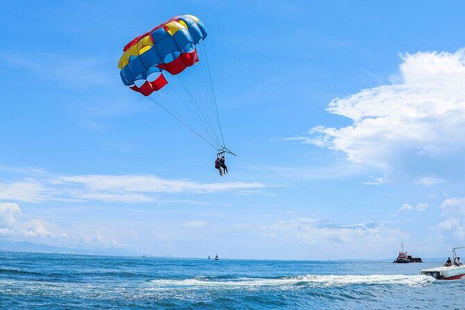 Pattaya: 3 Miracle Islands Guided Tour with Water Activities - Lunch onboard near Koh Larn: fueled for the party