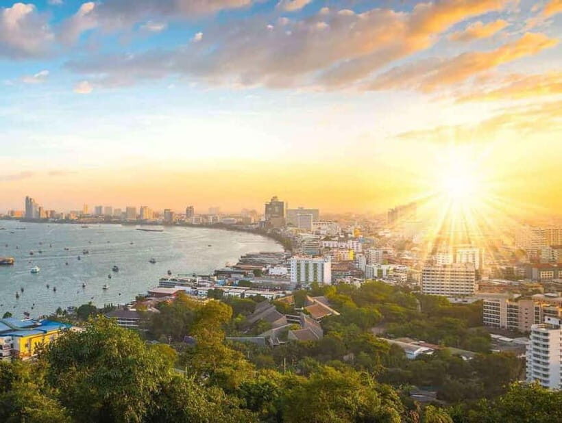 Pattaya: Big Buddha Temple, Night Market, and Sunset Tour - Wat Phra Yai (Big Buddha Temple) and the 18-Meter Golden Buddha