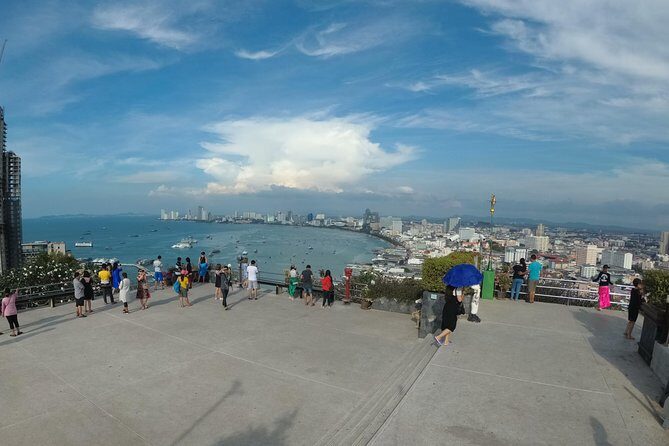Pattaya City Tour : Big Buddha, Viewpoint & Gems Gallery - Wat Phra Yai Big Buddha: the 300-foot photo moment on Khao Phra Tamnak Hill