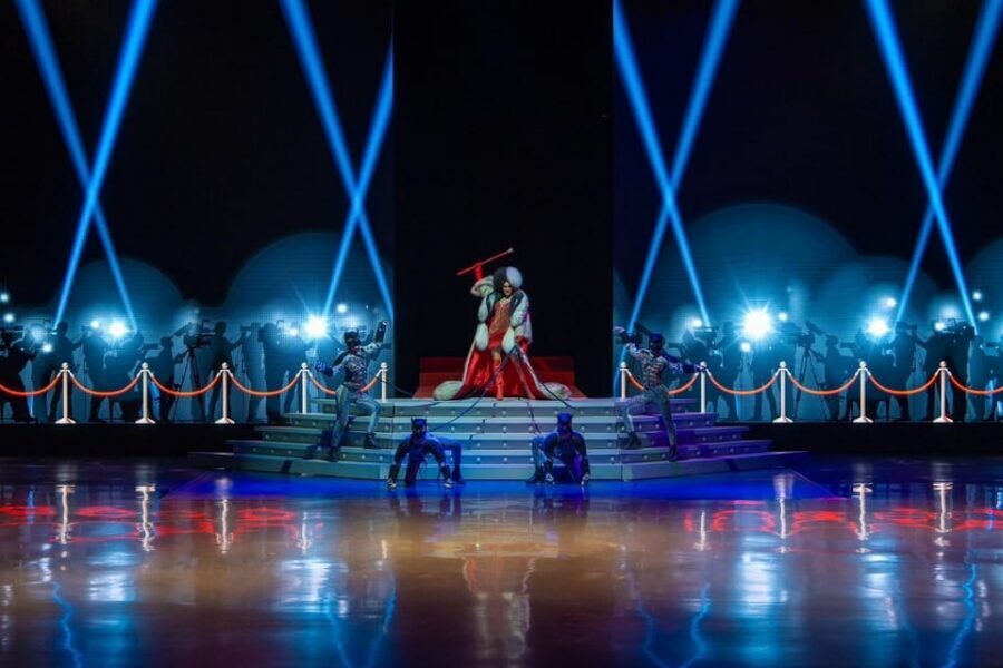 Pattaya: Colosseum Show Experience - Inside the show: cabaret, contemporary acts, and the costume wow-factor