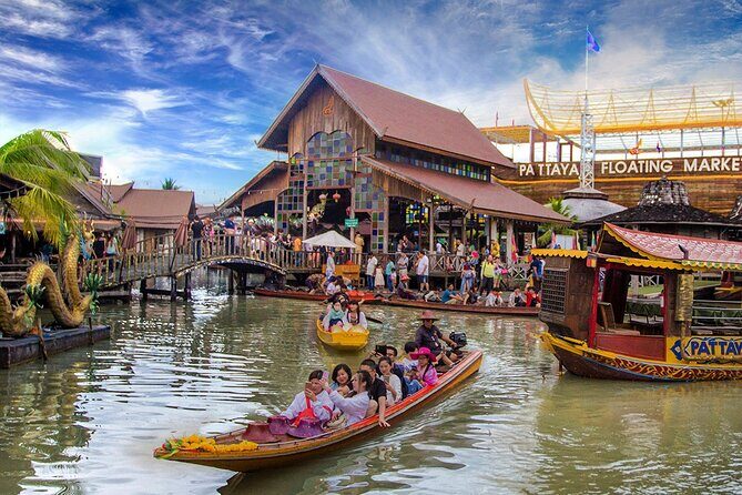 Pattaya Discovery Tour with Floating Market, View Points - The Floating Market Lunch: The Main Event