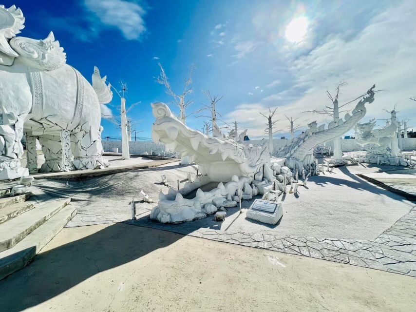 Pattaya: Frost Magical Ice of Siam Entry Ticket - Who should book Frost Magical Ice of Siam