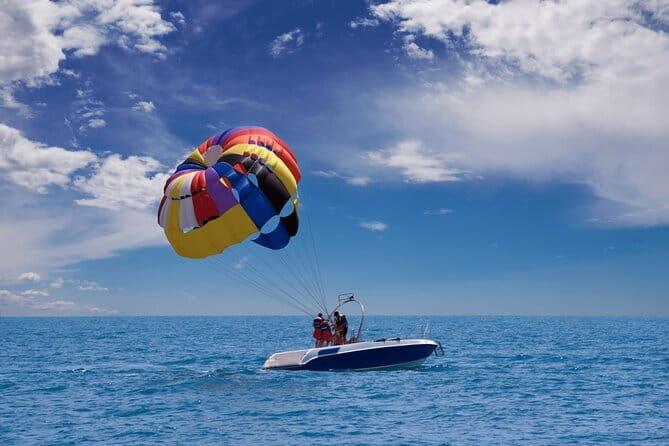 Pattaya: Koh Larn Speedboat Tour with Thai Lunch and Transfers - Who should book this Koh Larn speedboat tour