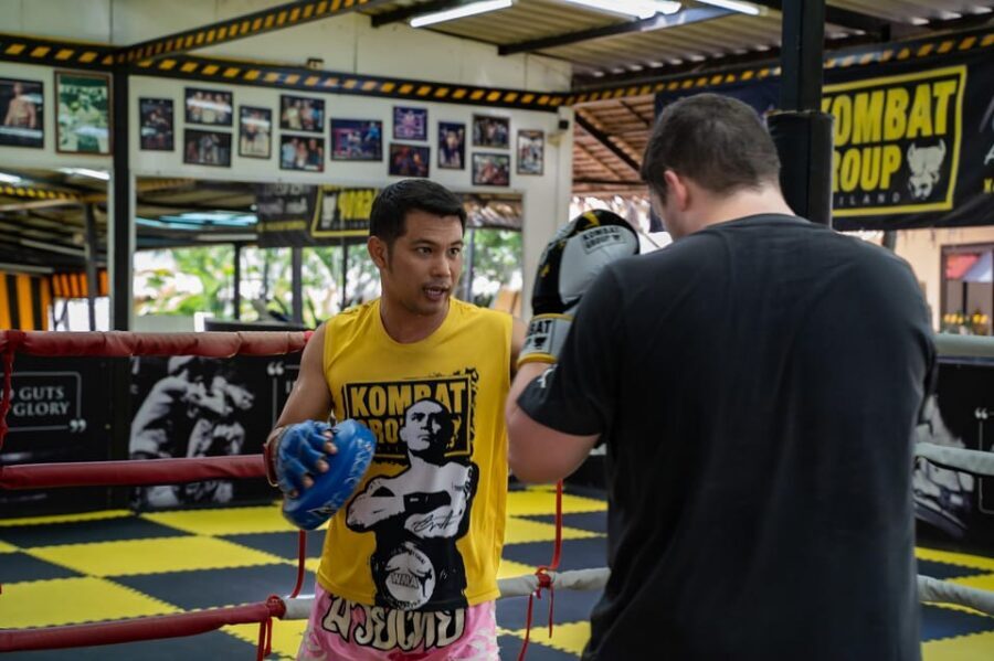 Pattaya: Muay Thai Boxing Introduction Class for Beginners - Group vs private: which format fits your personality?