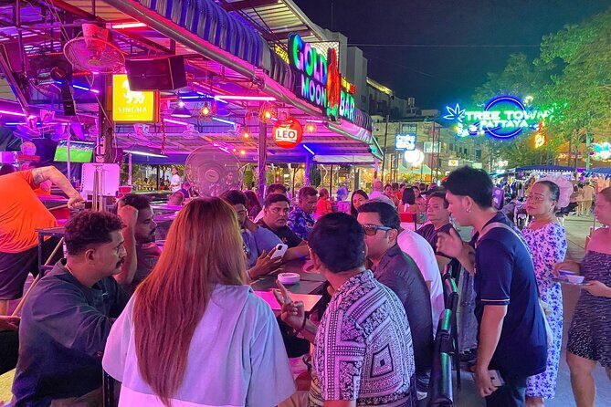 Pattaya: Rooftop, Nightclubs, Nightmarket & Walking Street - How the Guide Keeps You Moving (Without Killing the Fun)