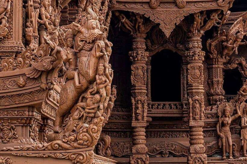Pattaya: The Sanctuary of Truth Entry Ticket with Transfer - A wooden temple by the sea: what you’re really buying