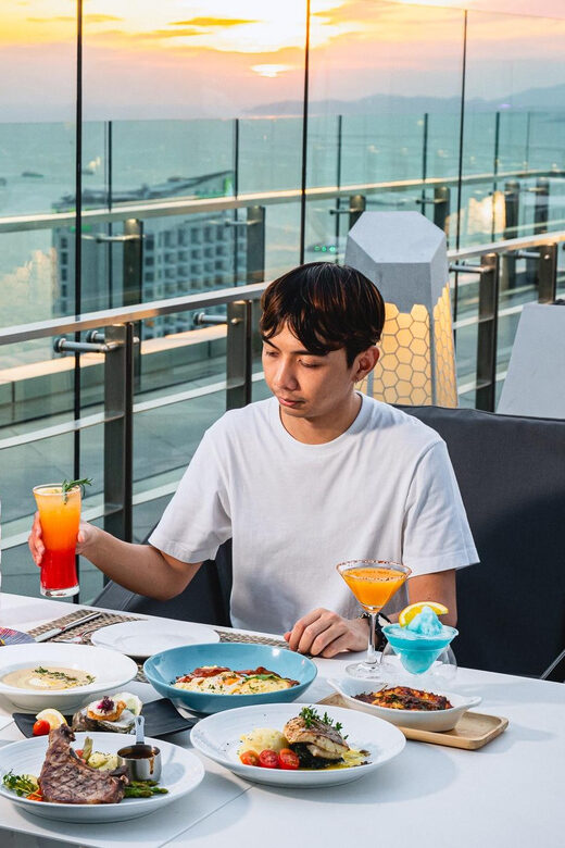 Pattaya: The Sky 32 at Grande CentrePoint Hotel - Value check: does about $31 per person make sense?