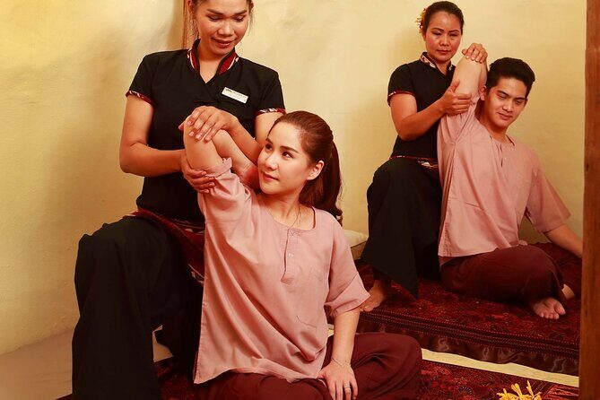 Thai Massage - How check-in works at 131 Thanon Chaiyaphruek